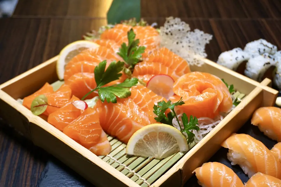 Sashimi di salmone
